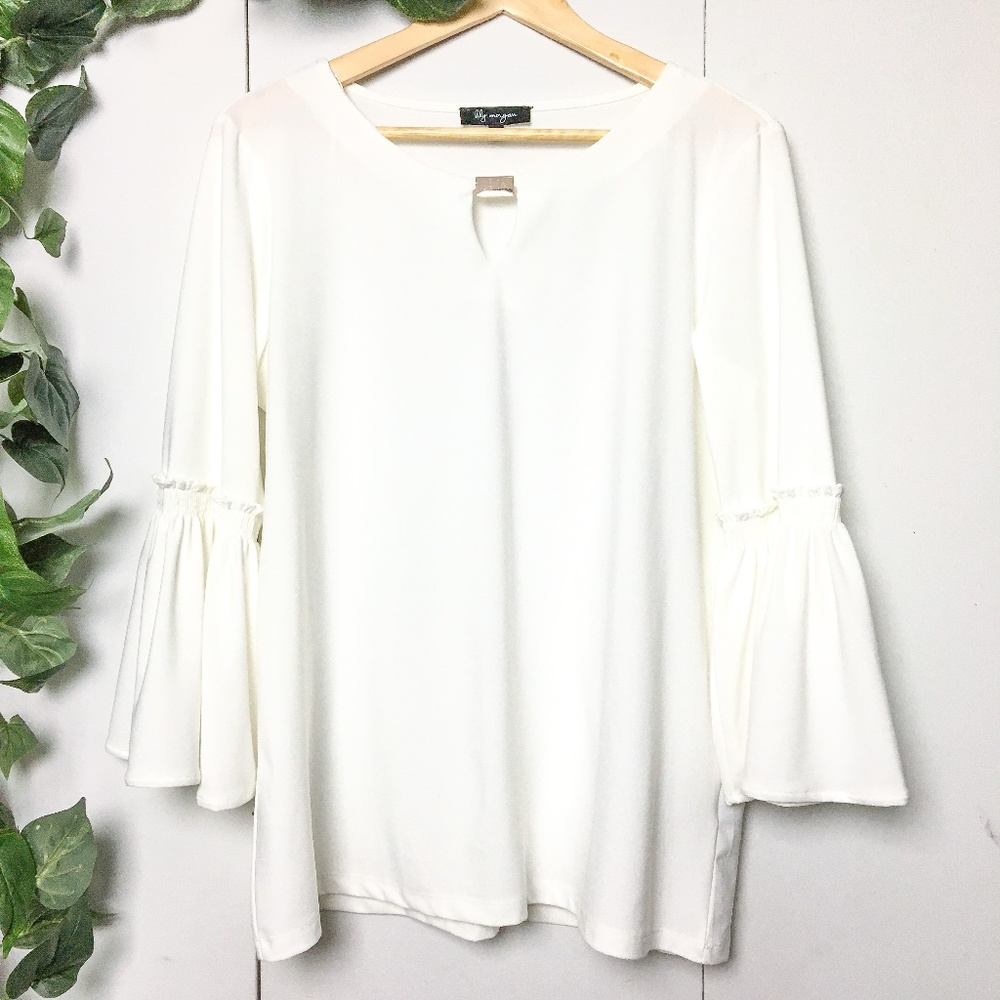 Bohemian Bell Sleeve Flowy Blouse in White | Small